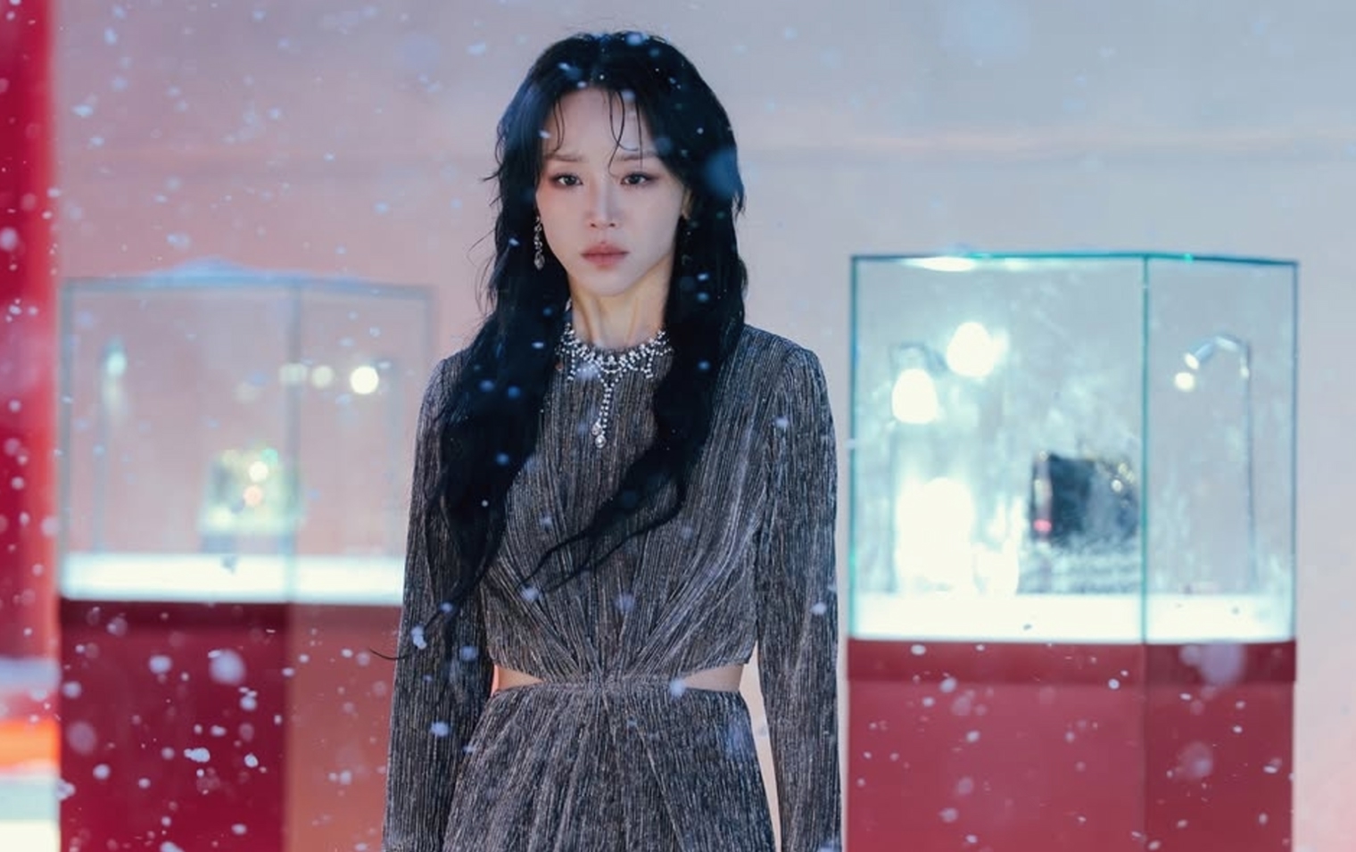 Режиссер дорамы Ким Джин-мин — автор таких проектов, как «Мое имя» и «Адвокат вне закона». © Netflix