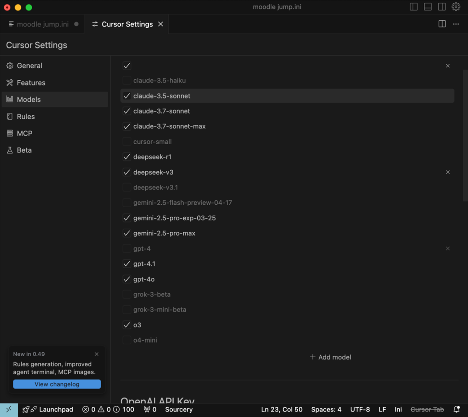 Доступны разные версии Claude, DeepSeek, Gemini, ChatGPT