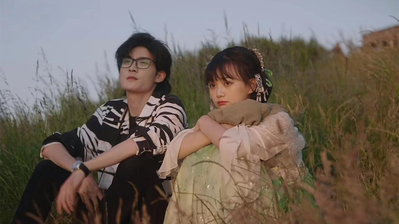 Выход сериала в 2023 году подогрел скандал, связанный с Британским музеем: китайская газета The Global Times, также известная как рупор официального Пекина, опубликовала статью с требованием безвозмездно вернуть Китаю все его культурные реликвии, приобретенные незаконным путем. Кадр: YouTube