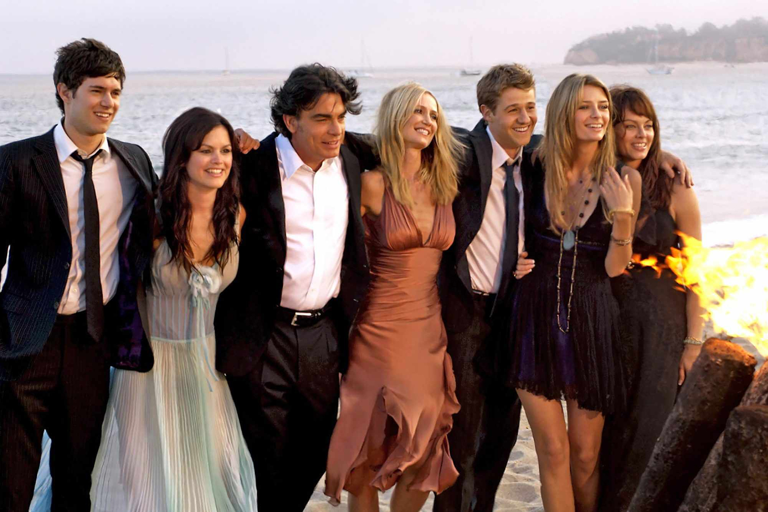 Джош Шварц создал сериал в 25 лет. Шоураннер вложил в сюжет личный опыт переезда в Ньюпорт-Бич, где и разворачиваются события. © FOX