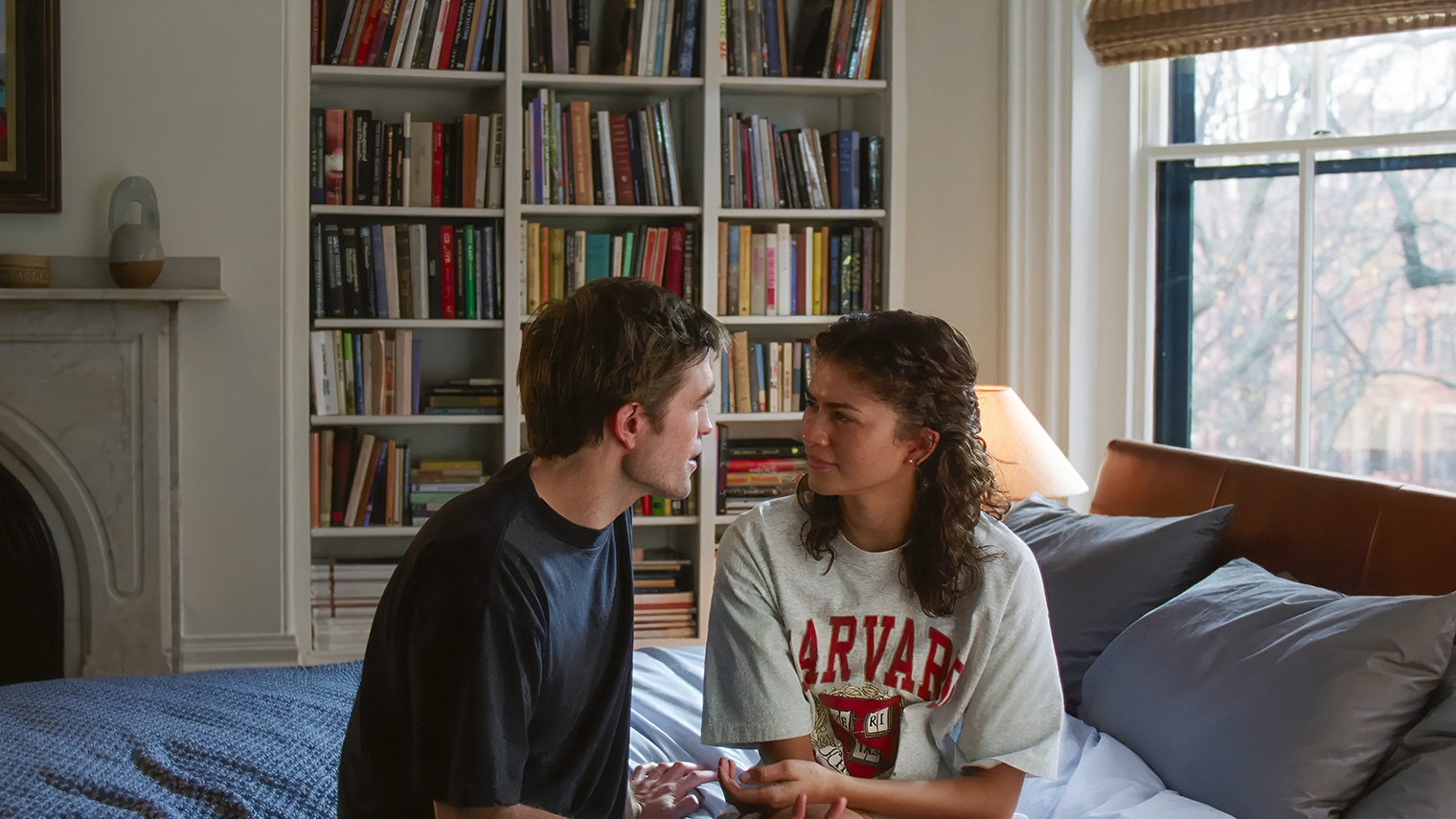 Разговор о культуре отмены внезапно стал актуален и для самого Кристоффера Боргли: сейчас режиссер в центре скандала из-за давних отношений с несовершеннолетней