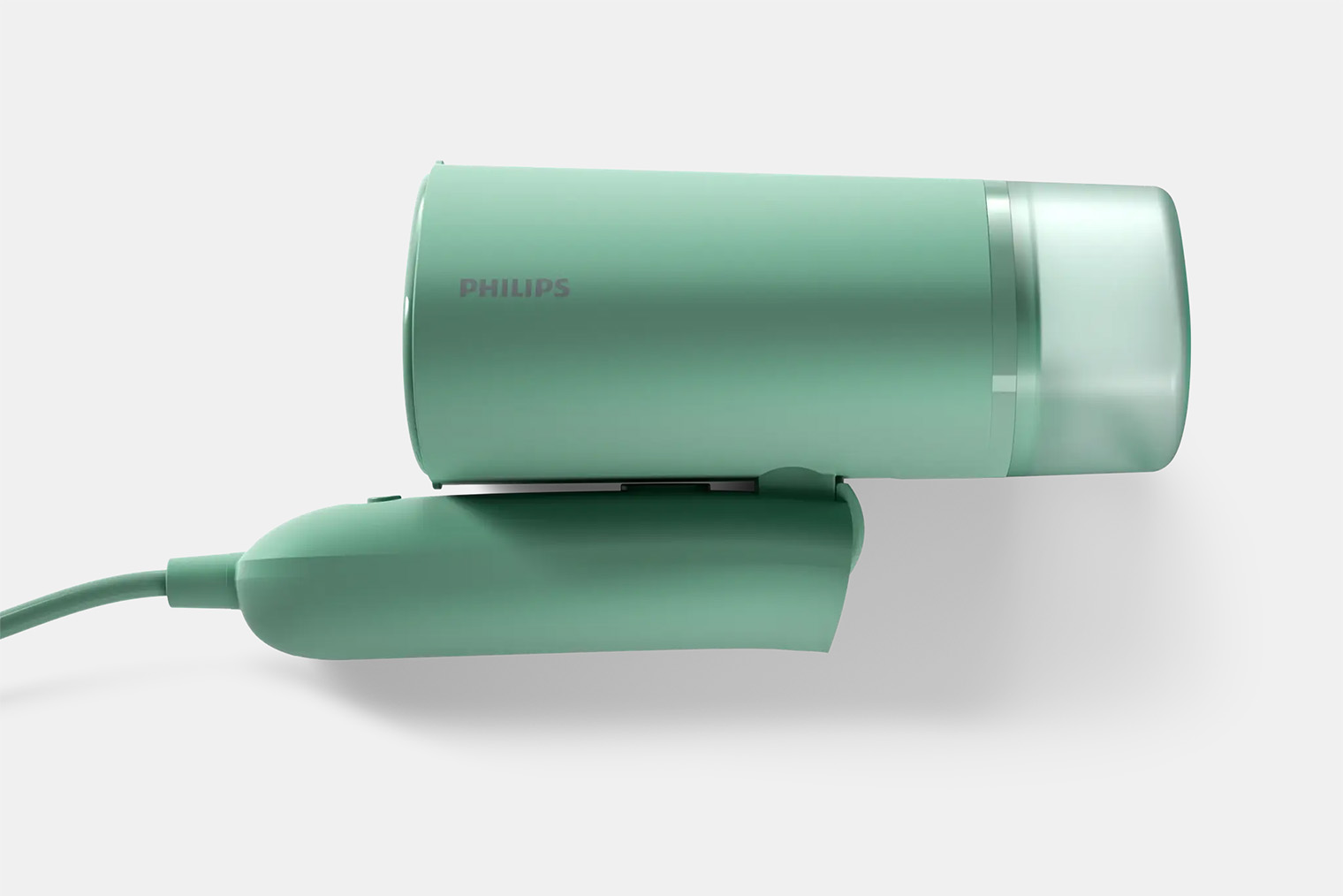 Складной отпариватель занимает меньше места и удобен для поездок. © home-appliances.philips