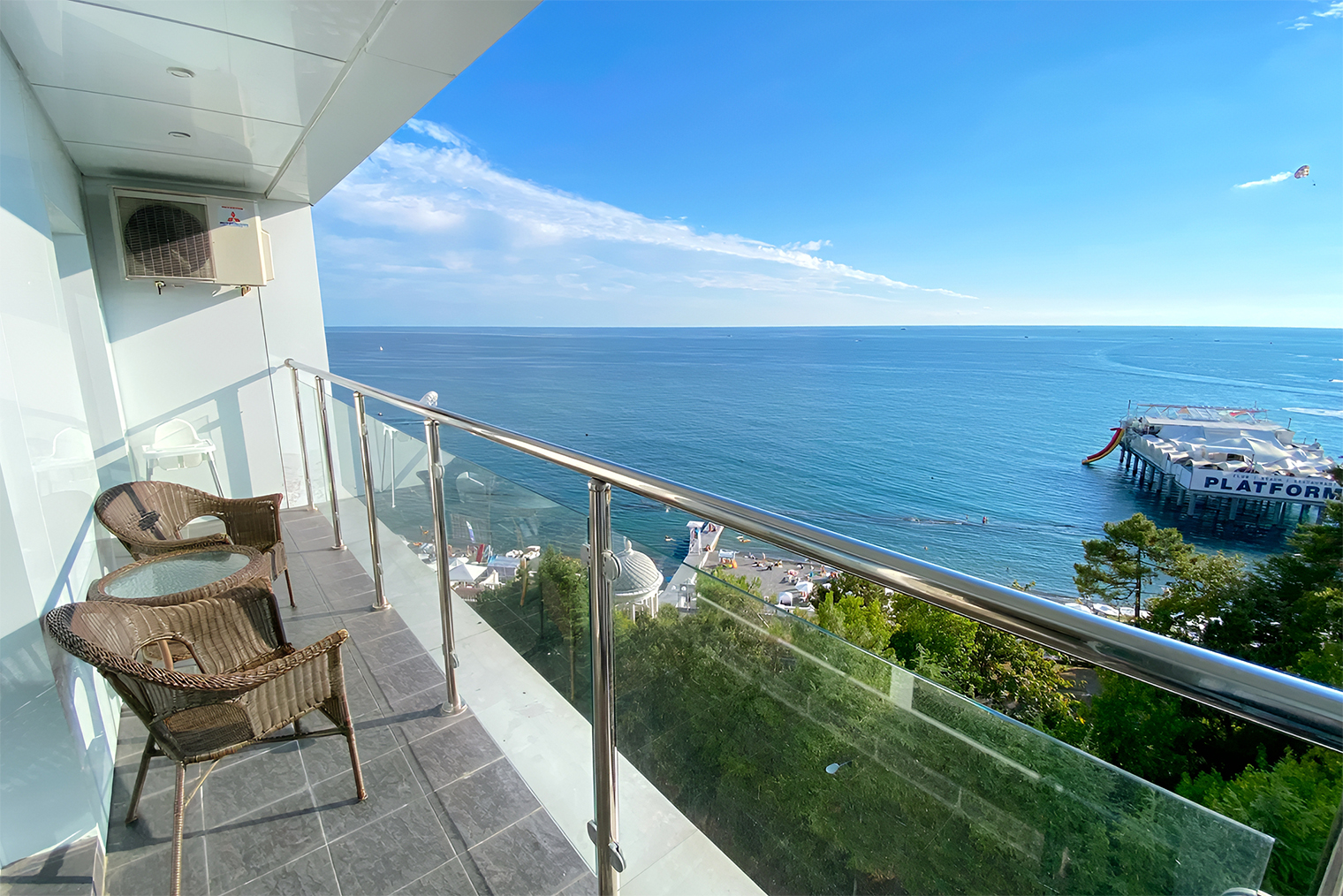 В Сочи можно завтракать с таким видом. © travel.yandex.ru