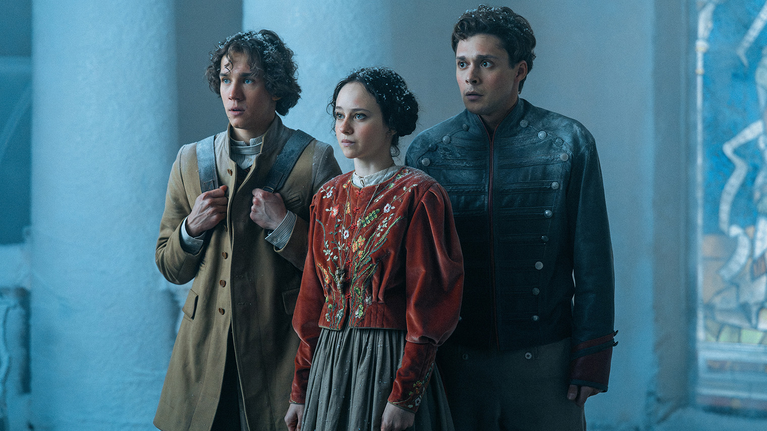 Съемки проходили в Санкт-Петербурге и Ленинградской области, во дворцах и исторических дачах на берегу Финского залива, а также в Выборге и Москве. © «Кинопоиск»