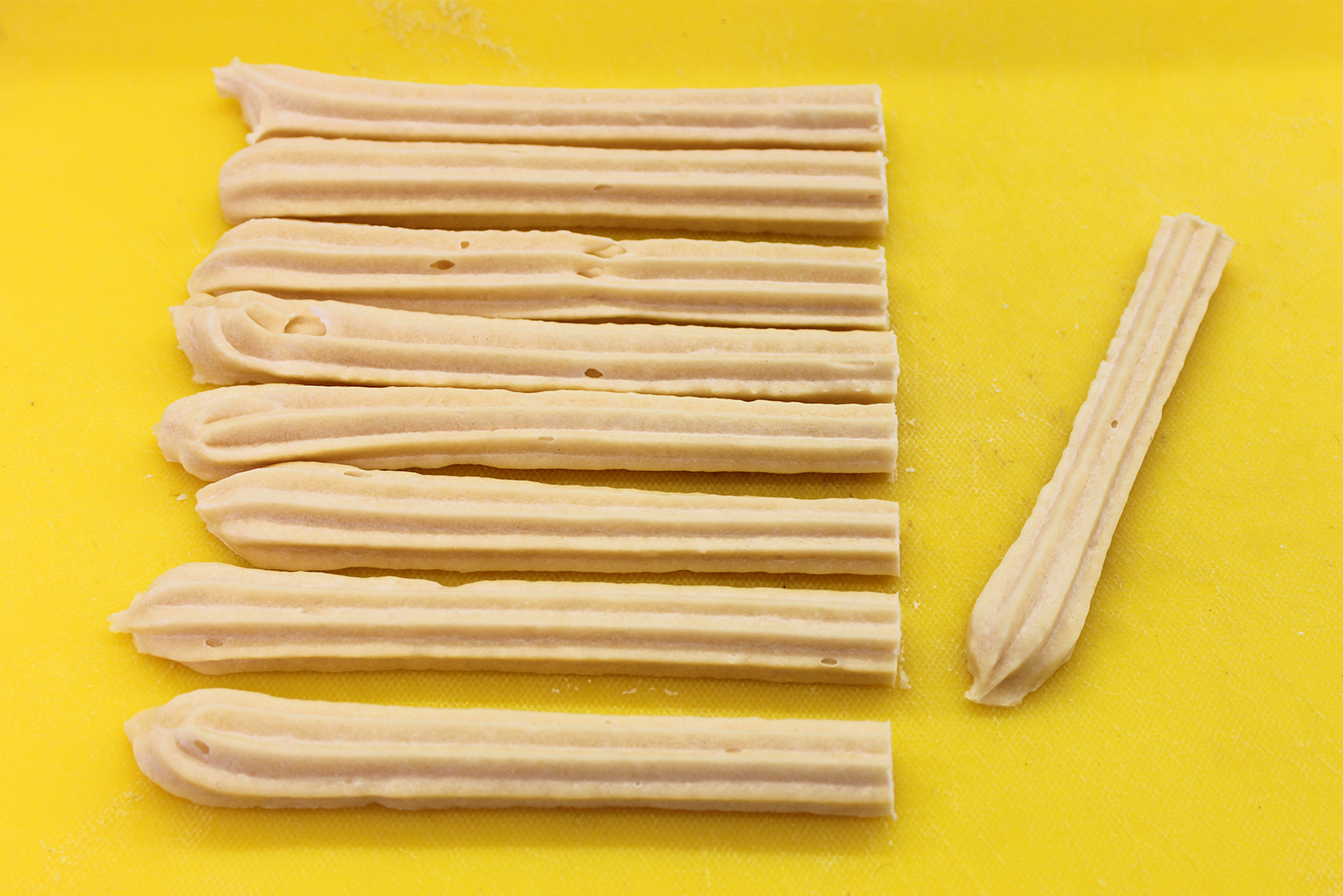 Длина брусочков зависит от сковороды или кастрюли, в которой собираетесь жарить