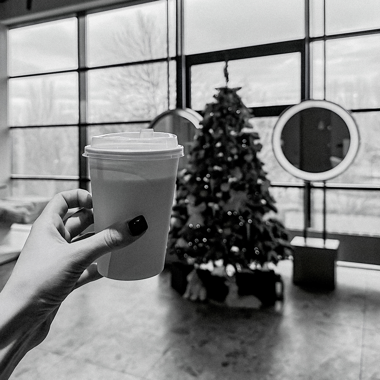 Пью вкусный кофе