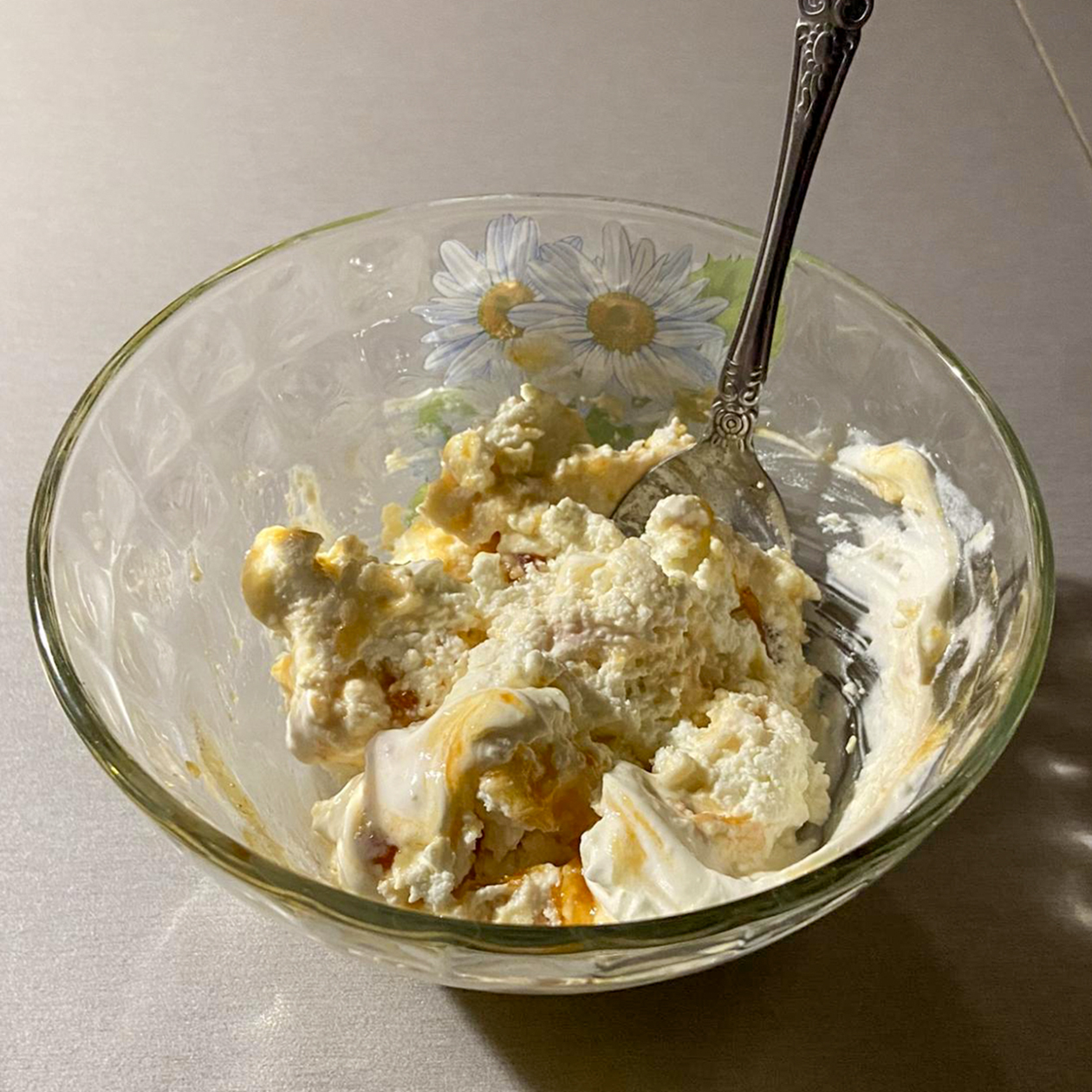 Ужин. Мамкину еду фотографировать не стал: пацаны бы не поняли, так сказать