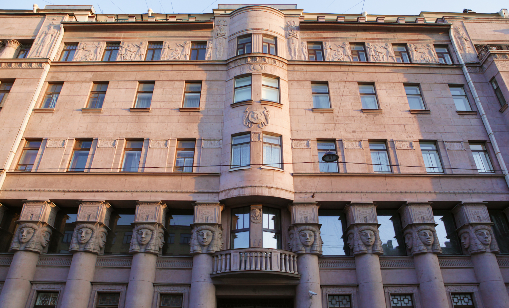 Египетский дом