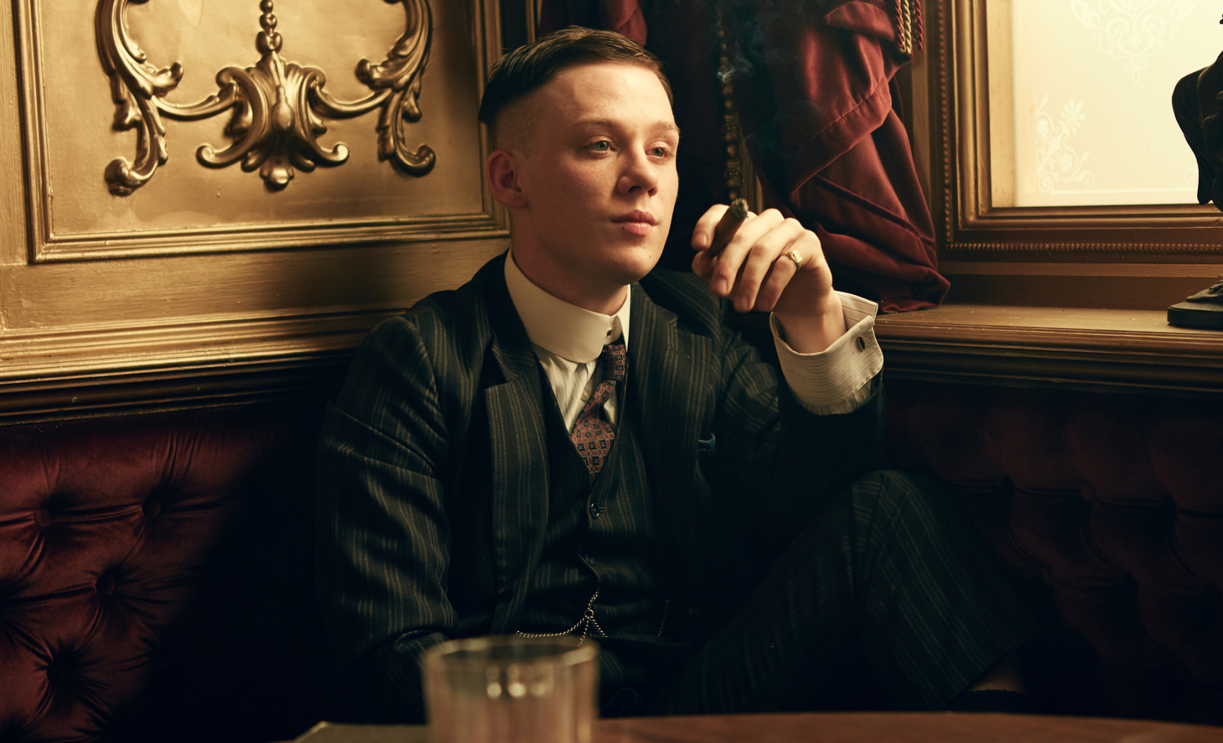 Острые козырьки