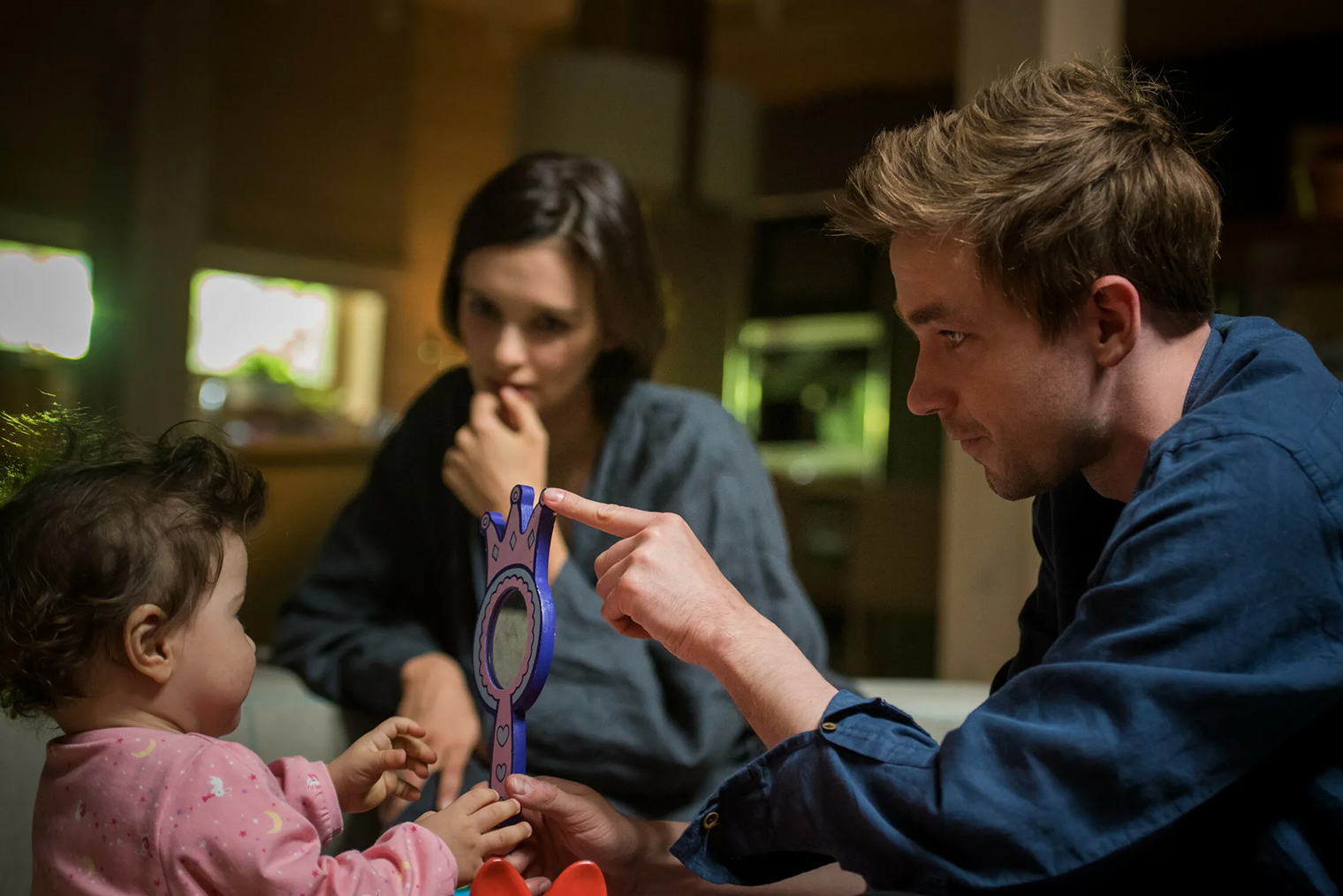 Есеня называет дочь Верой в честь матери