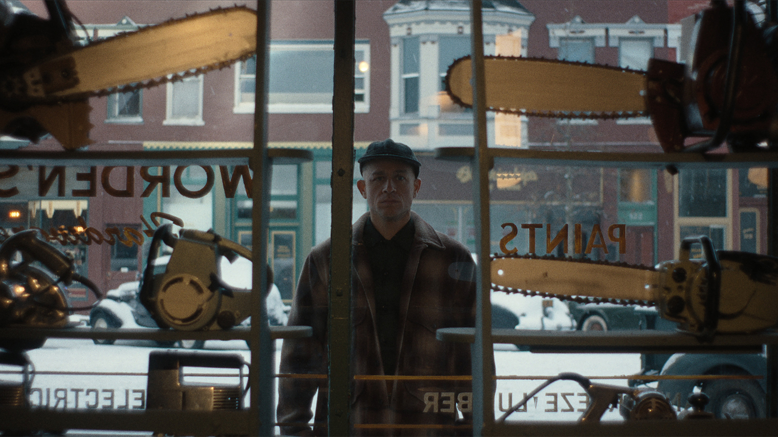 Зато Ханнэм, возможно, завирусится в «Тиктоке». Кажется, все для этого и делалось