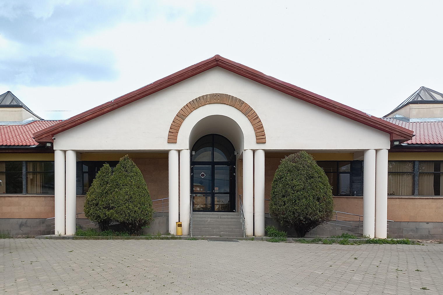 Поликлиника Красного Креста в Гюмри