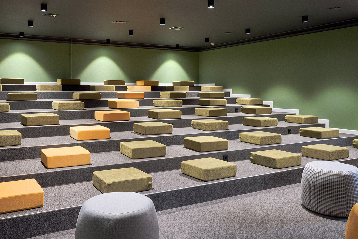 Это пространство для выступлений на Гороховой. Источник: praktik.work