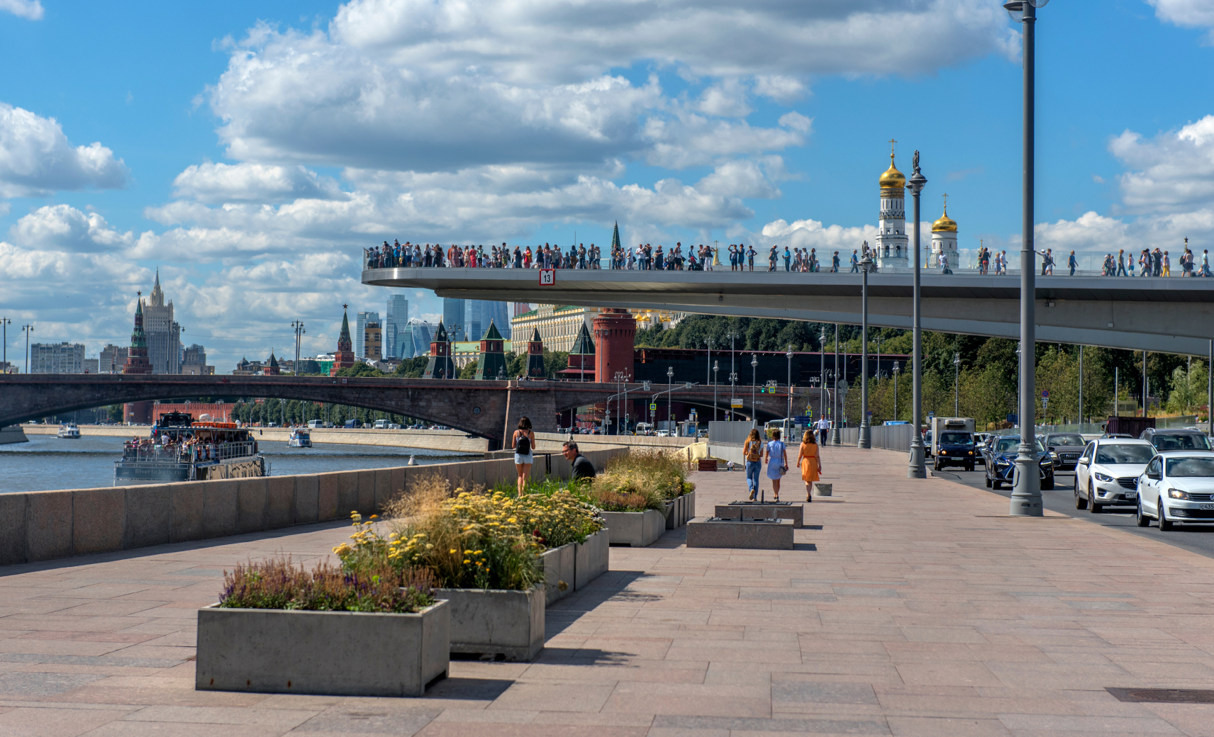 Москворецкая набережная