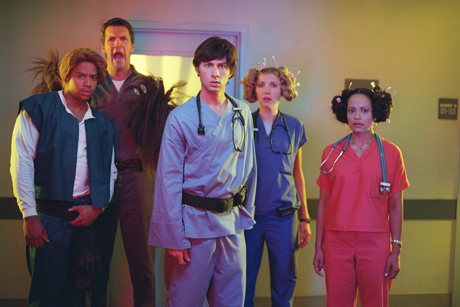 Благодаря фантазиям в сериале появляется множество отсылок к поп-культуре. Например, на «Звездные войны». © NBC