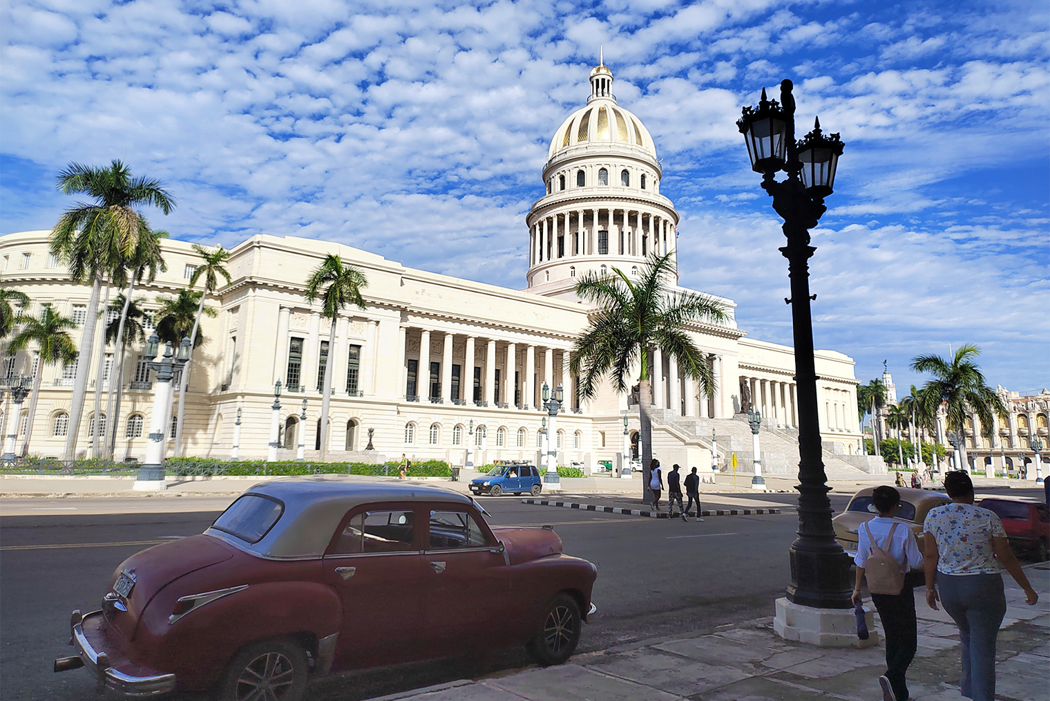 Капитолий отлично смотрится на фото. Фотография: Дарина Устич