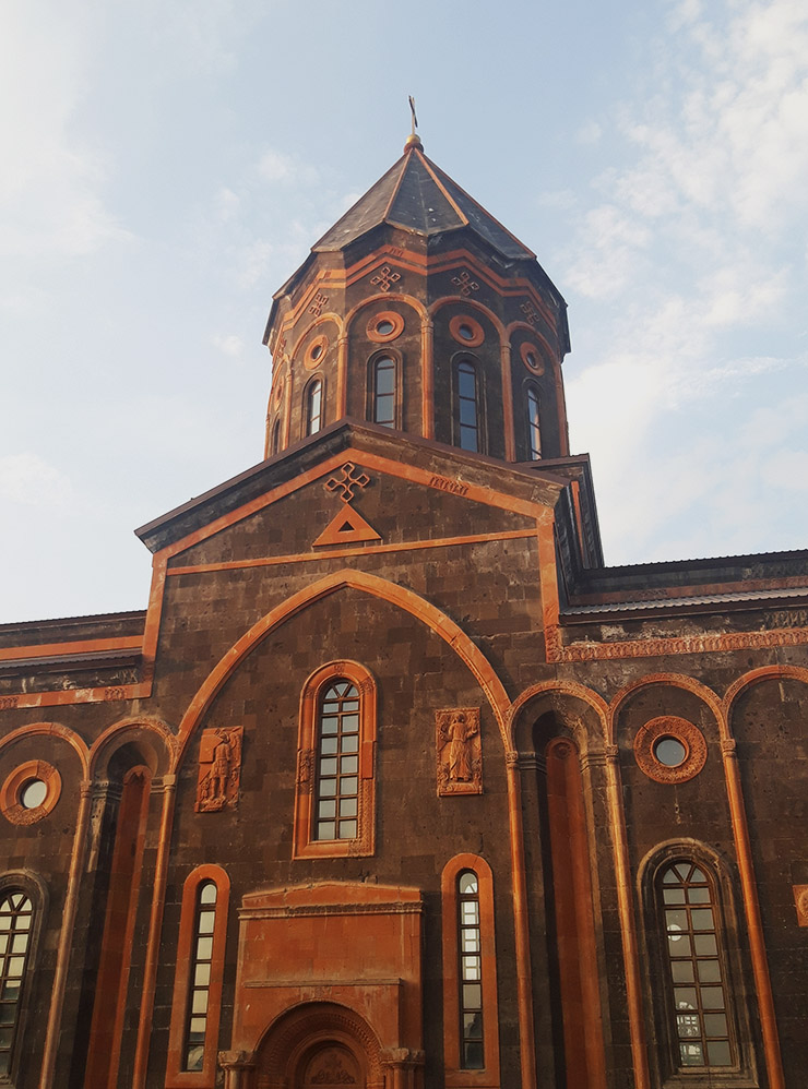 Церковь Всеспасителя — главная достопримечательность Гюмри