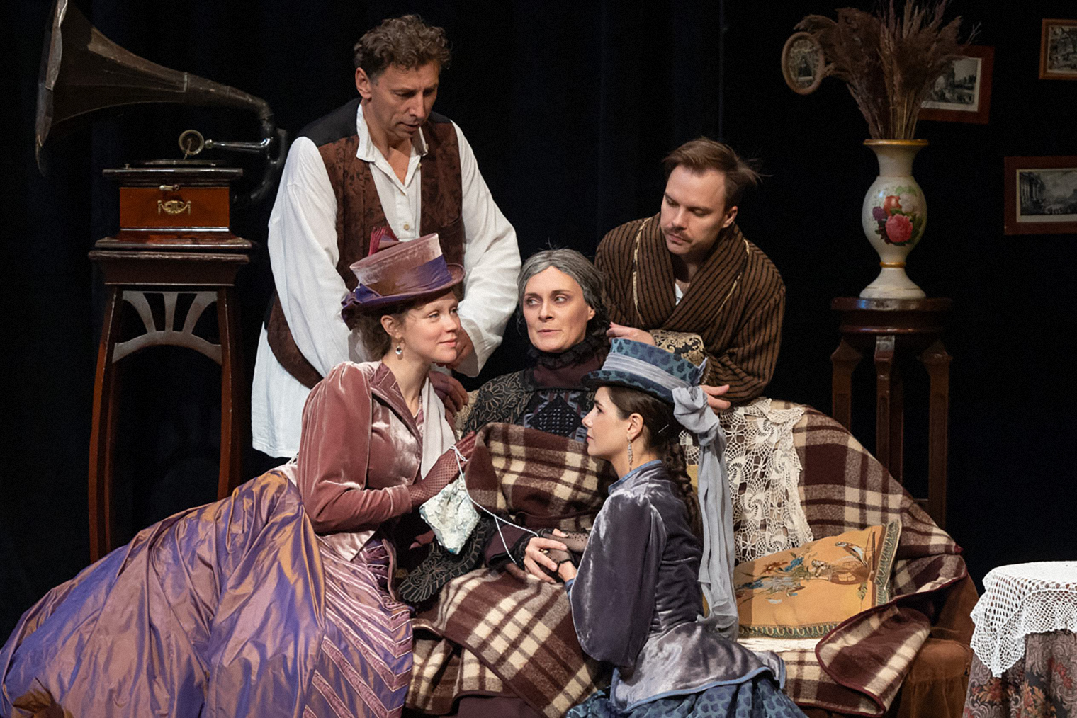 © Мастерская Петра Фоменко