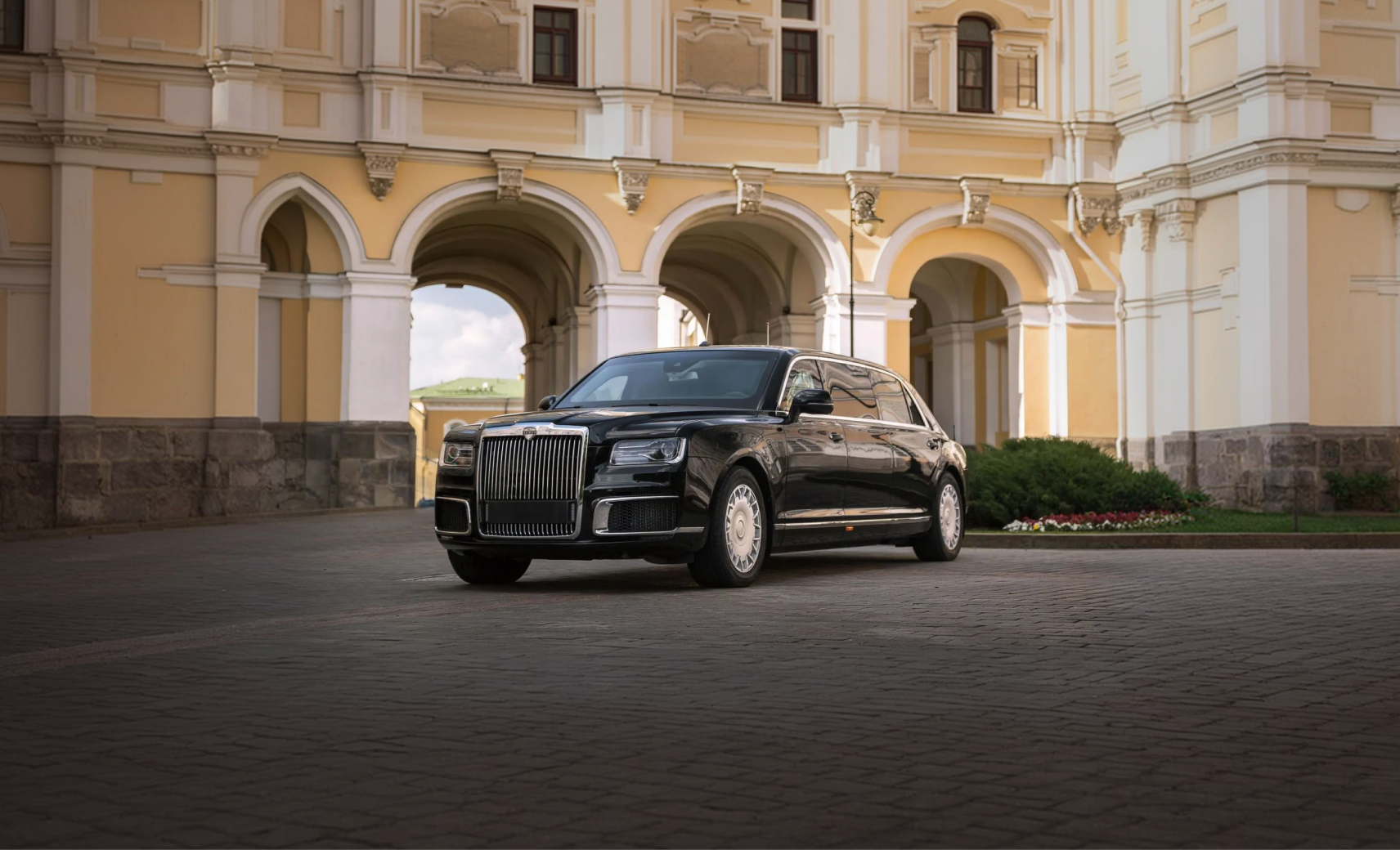 🇷🇺 Россия — Aurus Senat Limousine