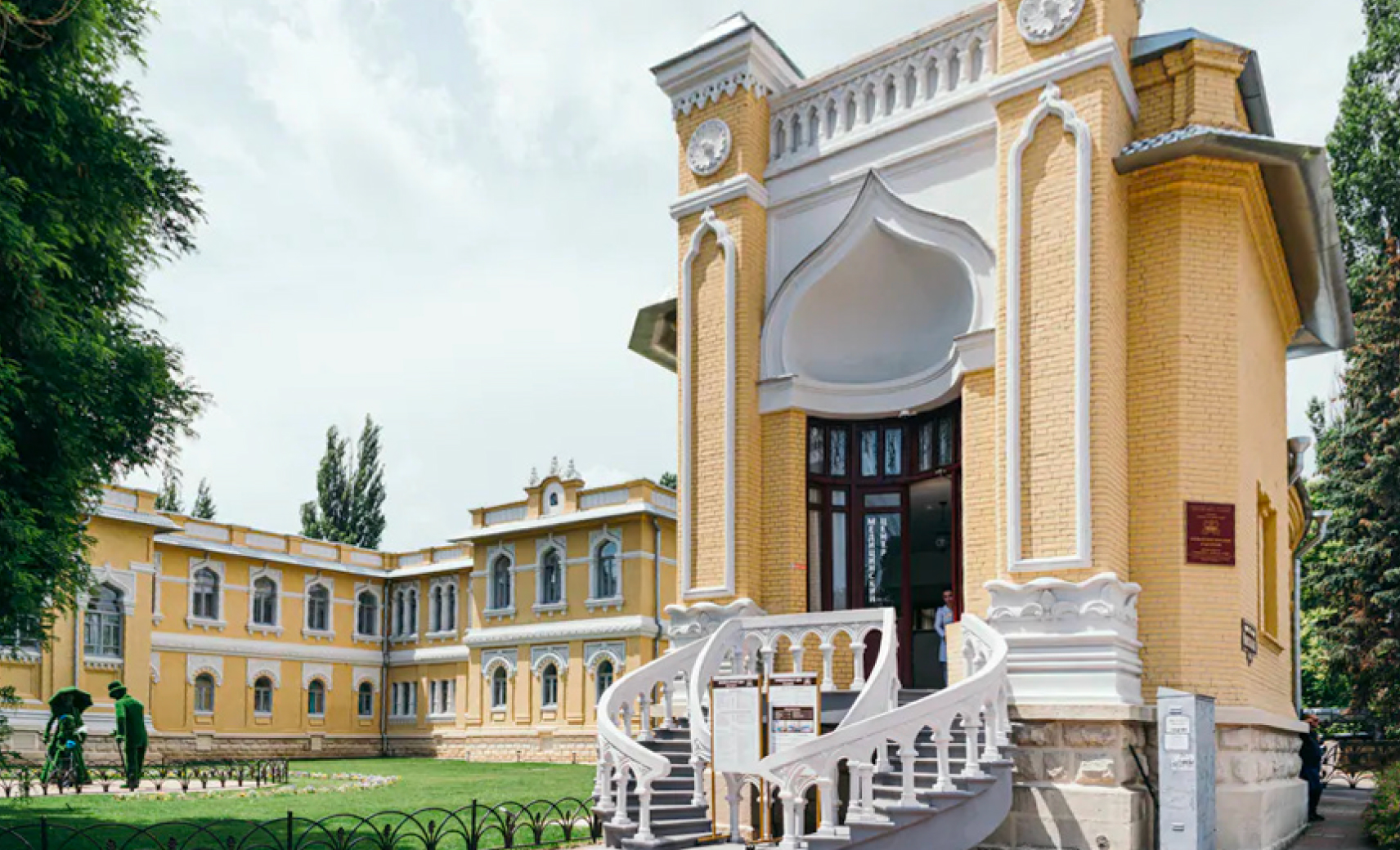 Главные нарзанные ванны