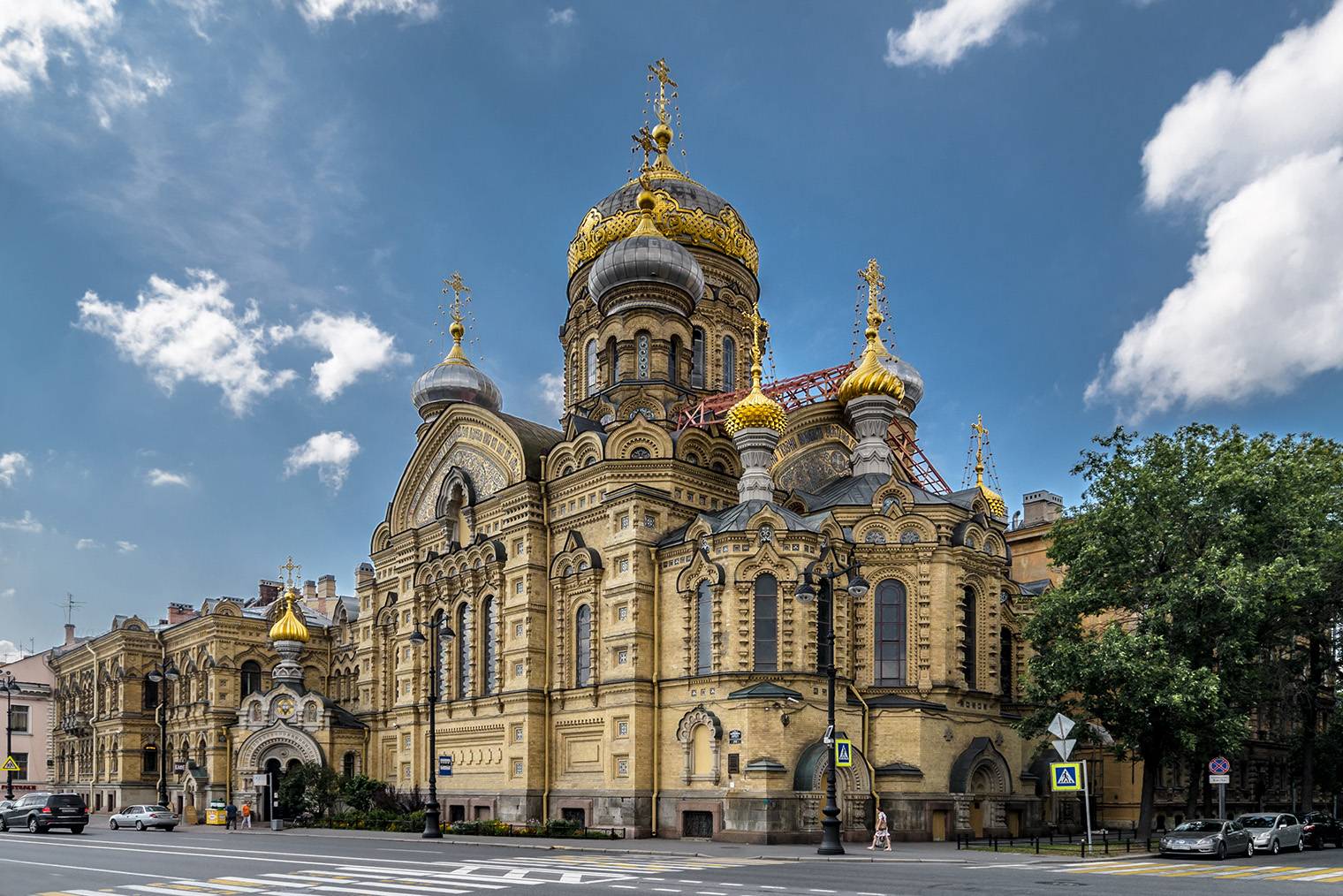 10-churches-petersburg.jpg