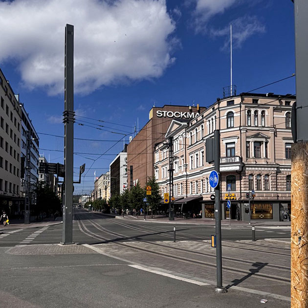 Приехали в промежуточный город, где пробудем день
