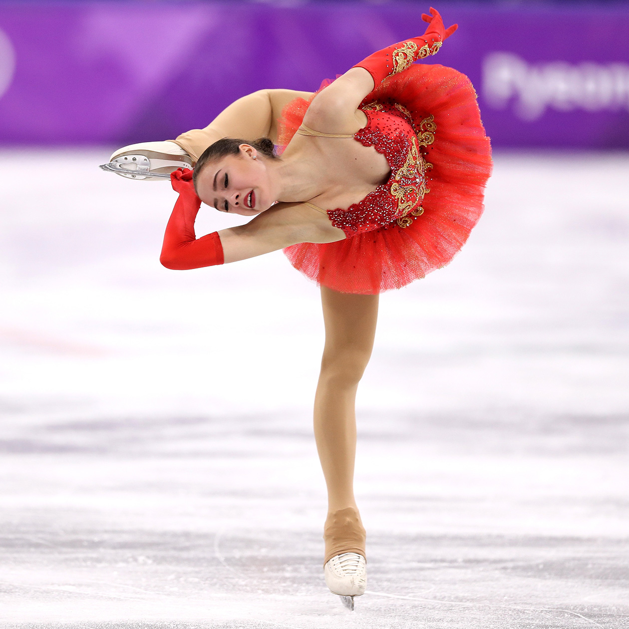 Колечко в исполнении Алины Загитовой в 2018 году. Фотография: Maddie Meyer / Getty Images