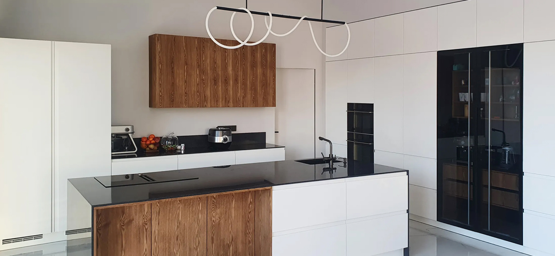 Дизайн маленькой кухни: 12 способов увеличить пространство — INMYROOM