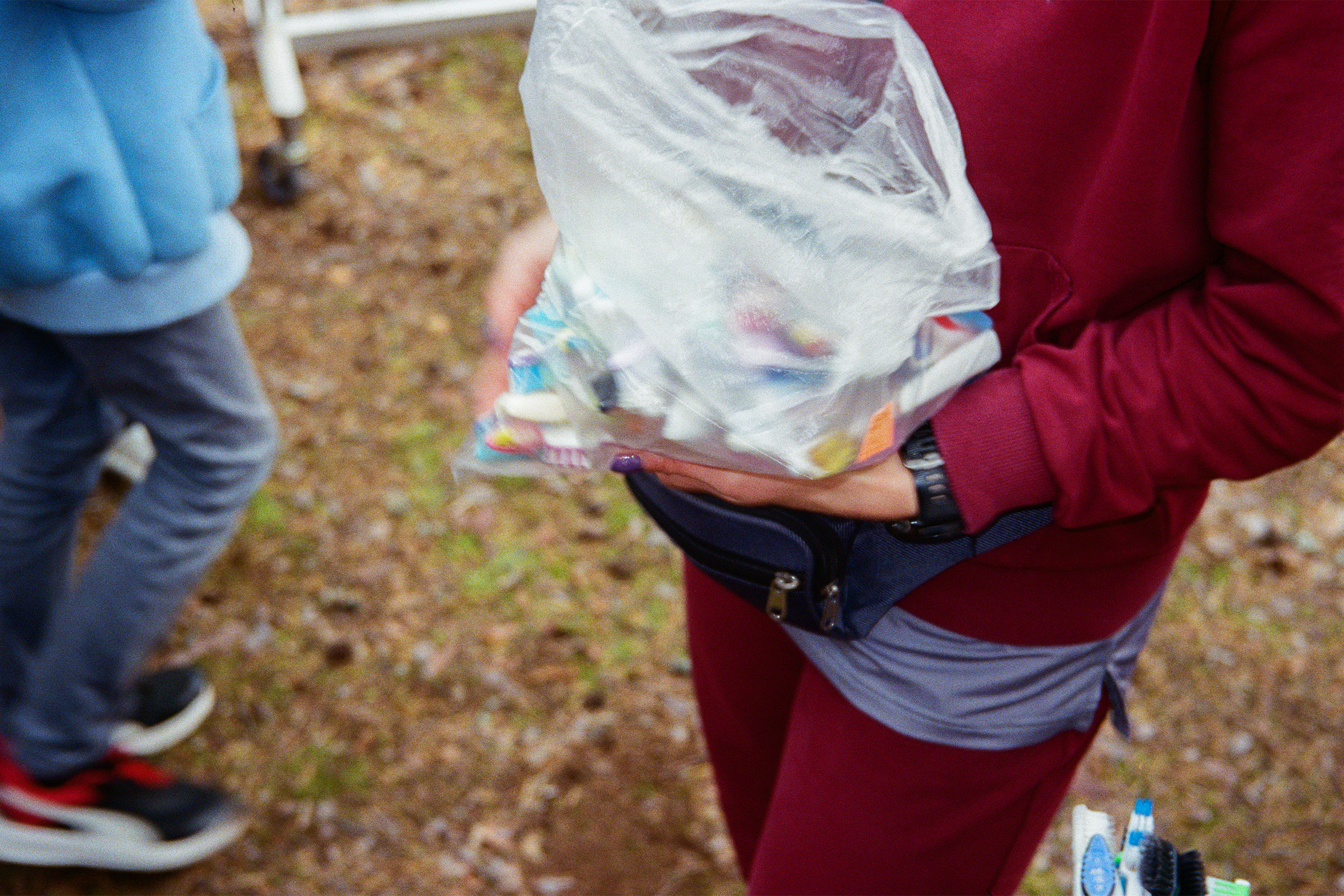 Участники приносили по несколько десятков зубных щеток — у меня с собой была только одна