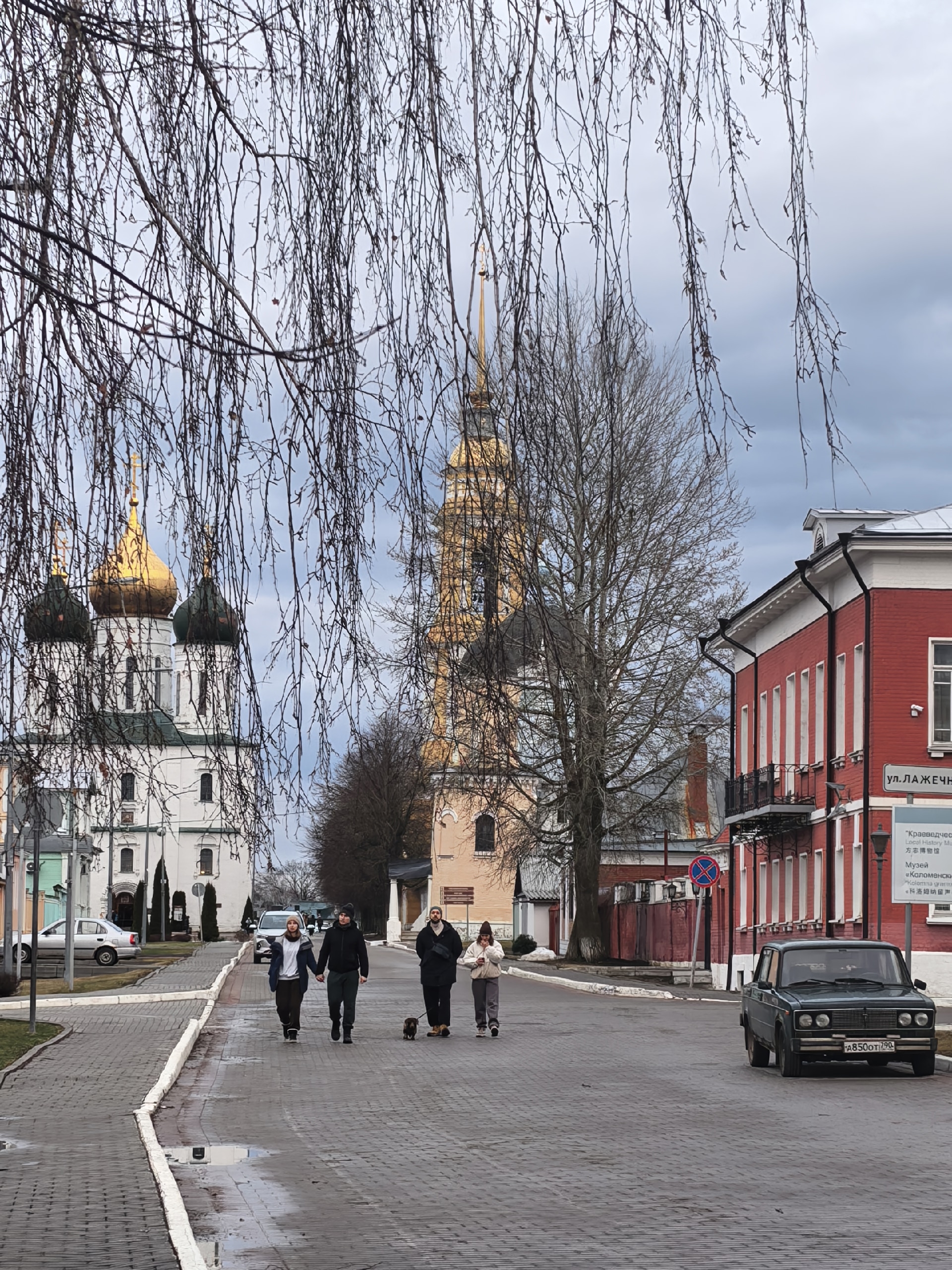 По центру города очень приятно ходить даже в праздничные дни.