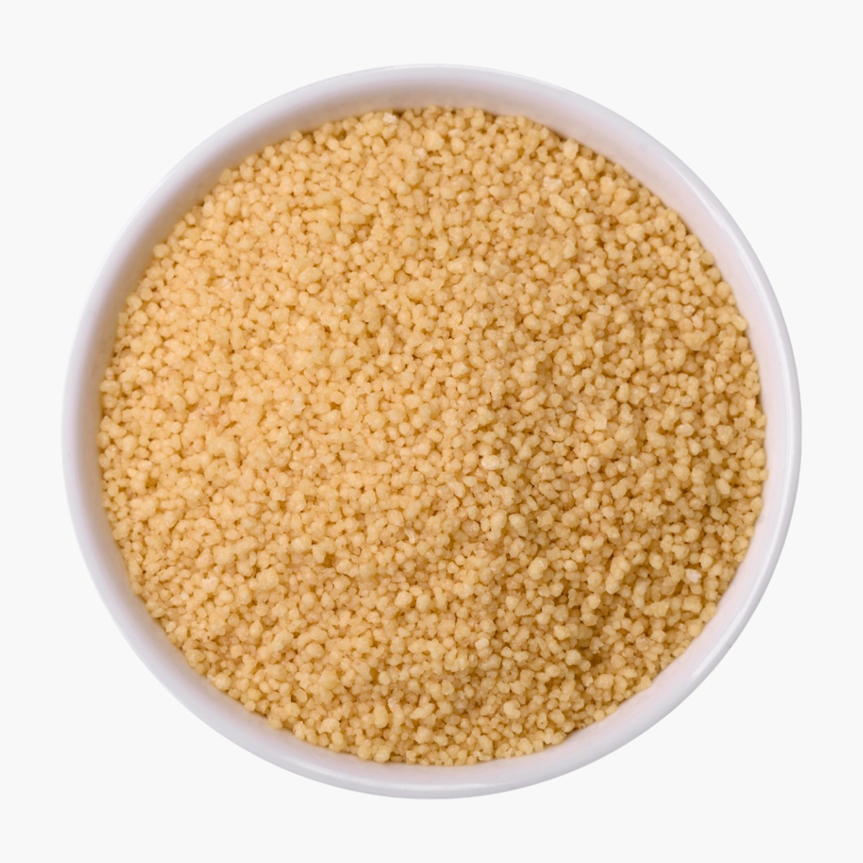 Внешне кускус похож на пшено, но зернышки мельче. Фотография: Dmytro Chernykov / Shutterstock / FOTODOM