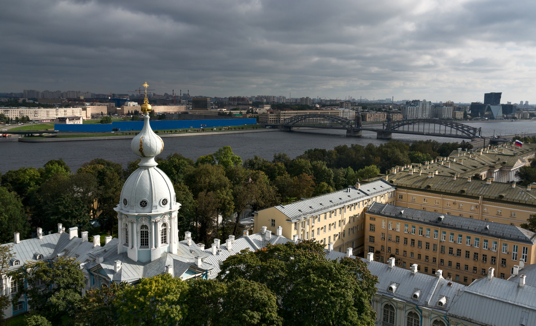Звонница Смольного собора