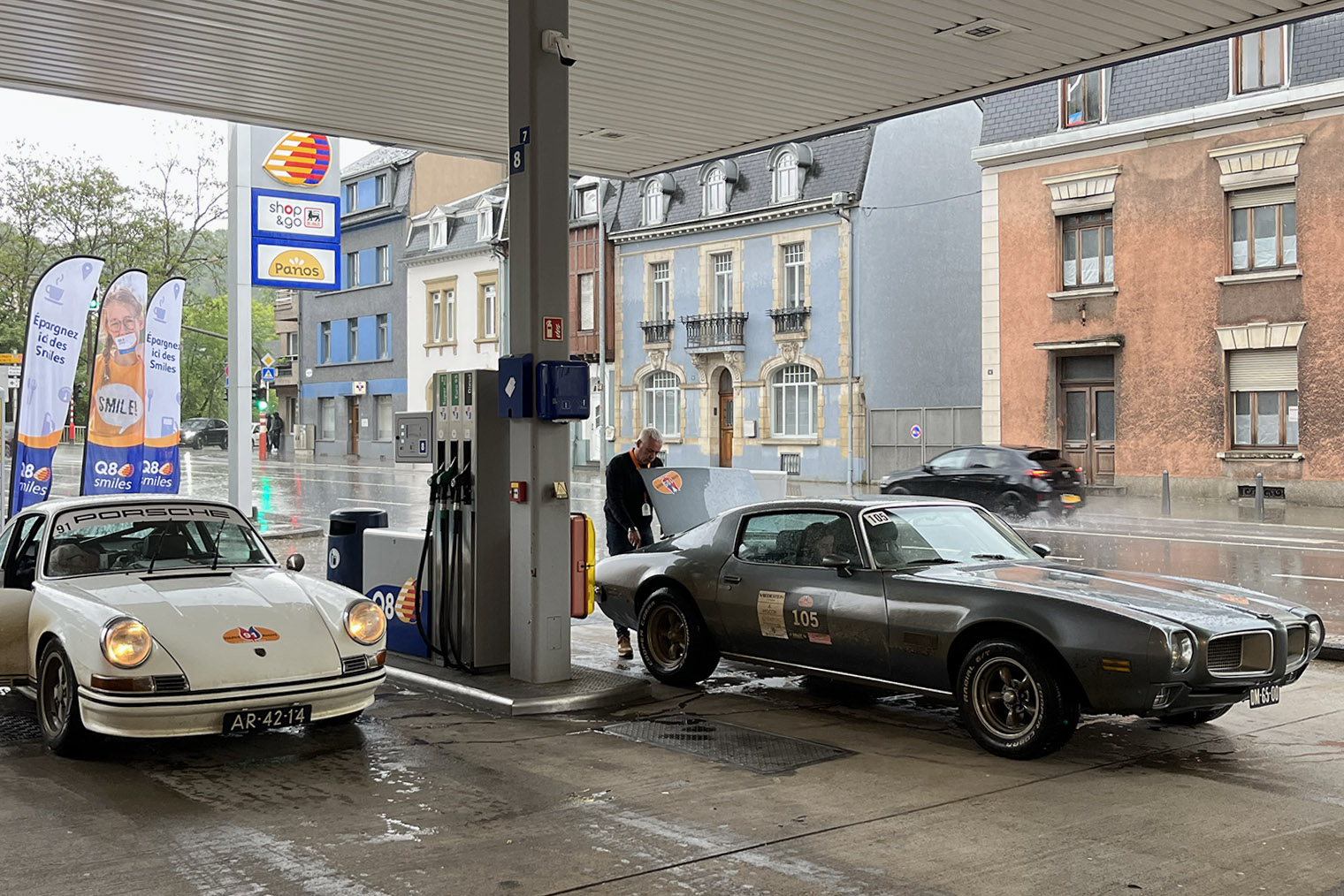 Здесь популярны ретрокары. Летом их много на улицах, особенно в выходные