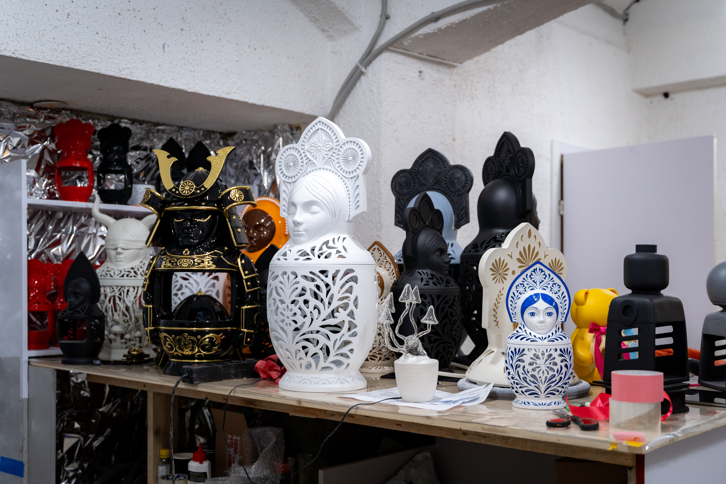 Модели подставок в мастерской