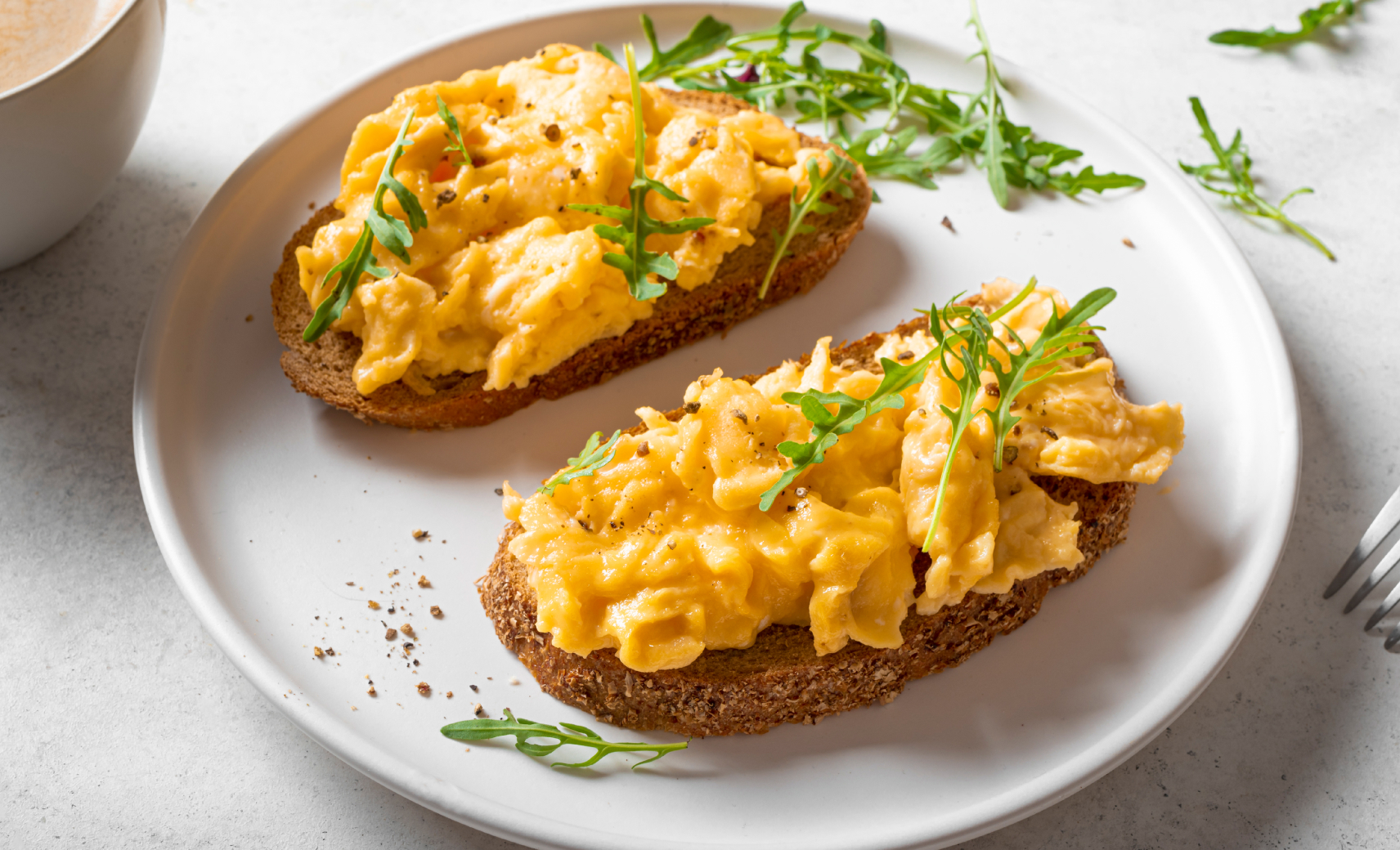 Тост со скрэмблом