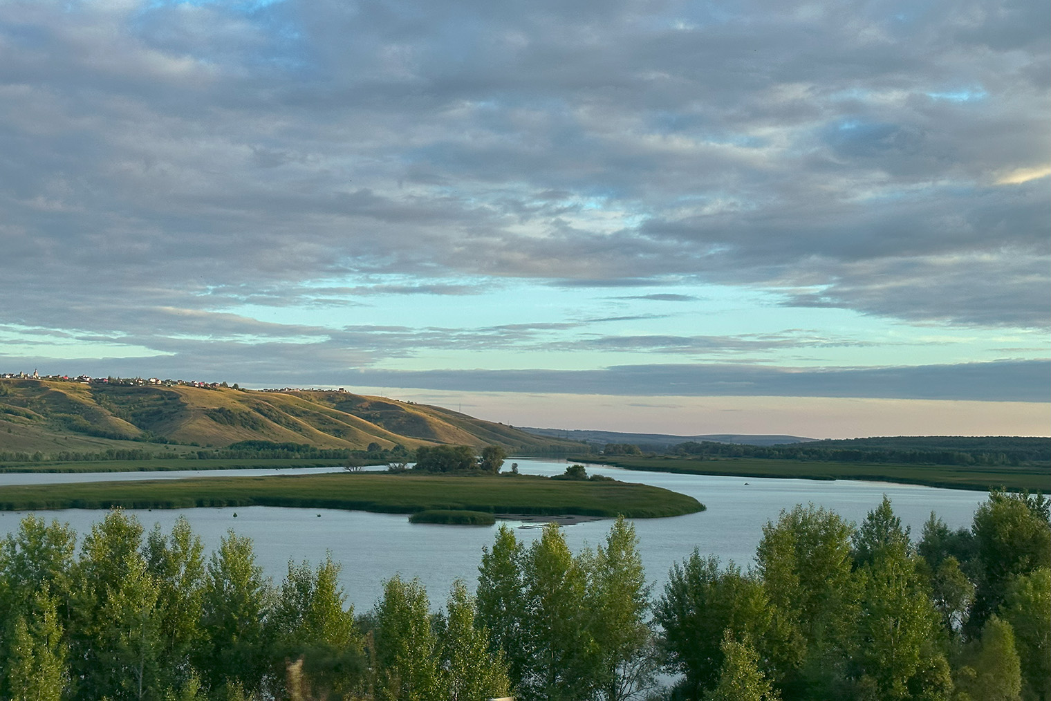Вид на Свиягу недалеко от Казани