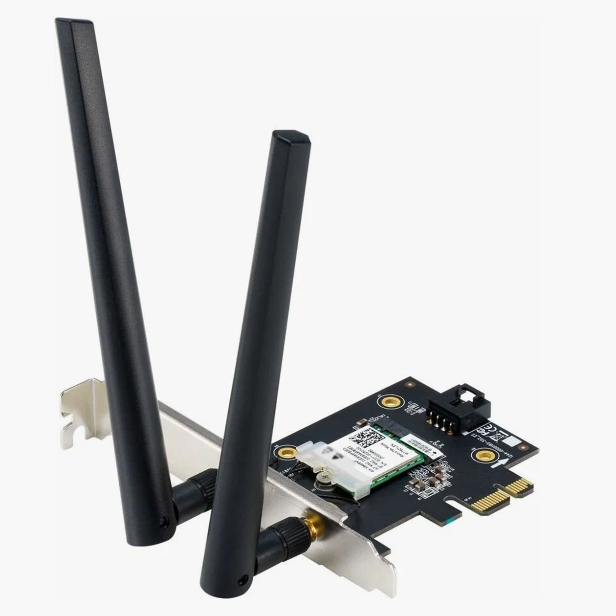 Asus PCE-AXE5400 поможет ПК принимать не только Wi⁠-⁠Fi, но и Bluetooth-сигнал. Отдать за него нужно 7000 ₽