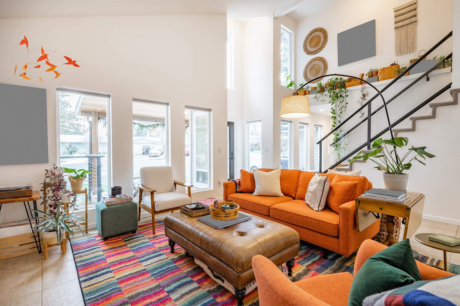 Обычно референсы для своих задумок я ищу в «Пинтересте». Выбираю интерьеры с яркими цветами. © Sheila Say / Shutterstock / FOTODOM