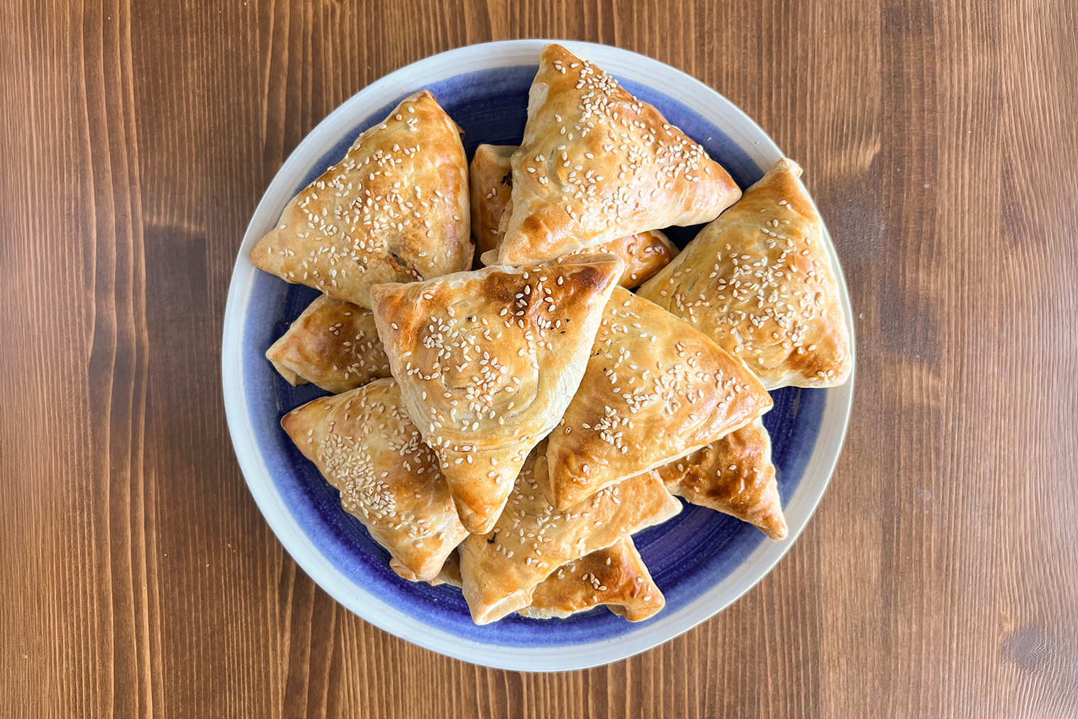 Готовая самса с мясом