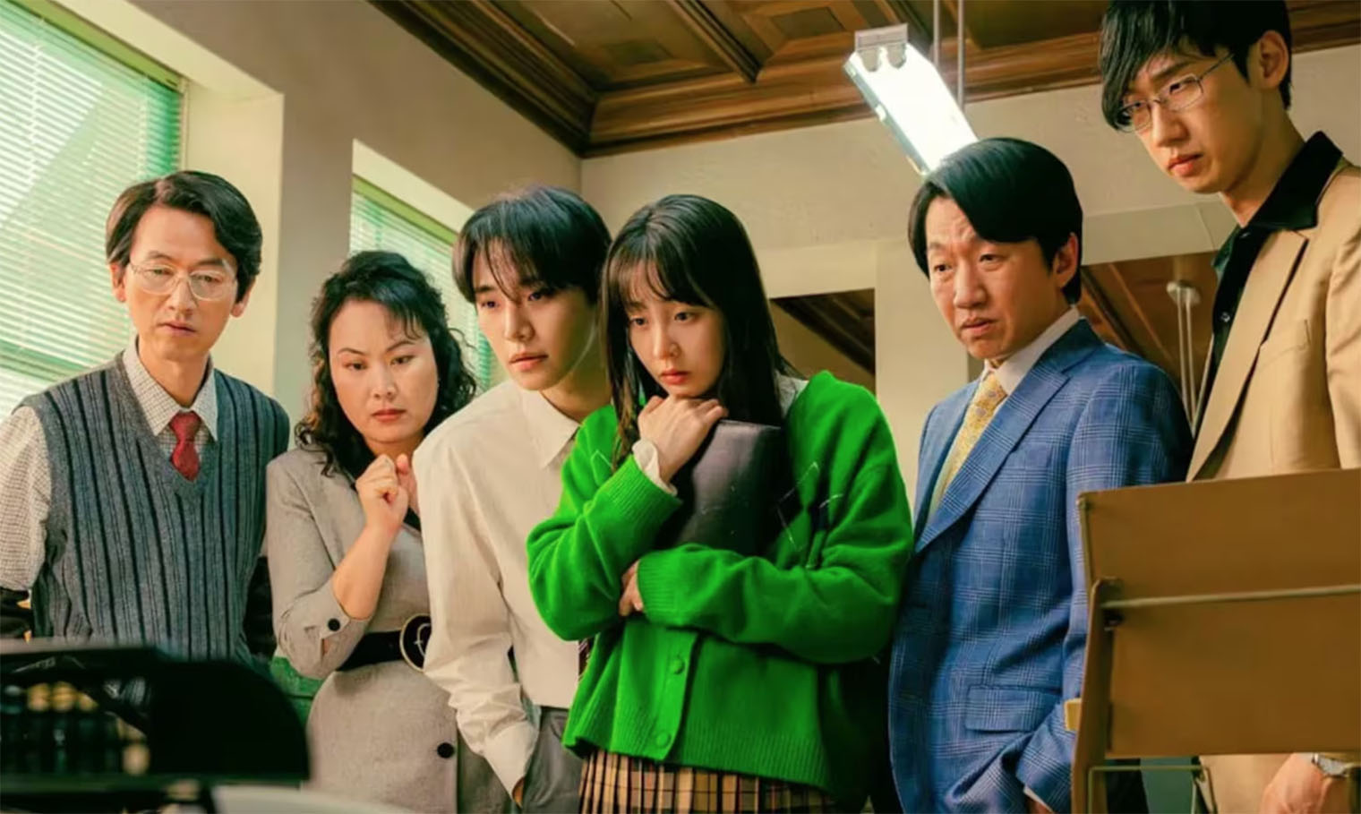 В сериале можно услышать саундтреки в исполнении актеров: Ли Джун-хо — трек Did You See the Rainbow? и Ким Мин-ха — трек Eternity. Кадр: tvN