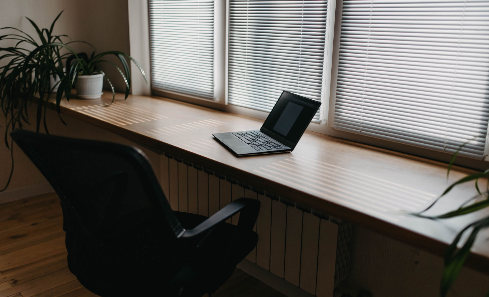 Стол-подоконник