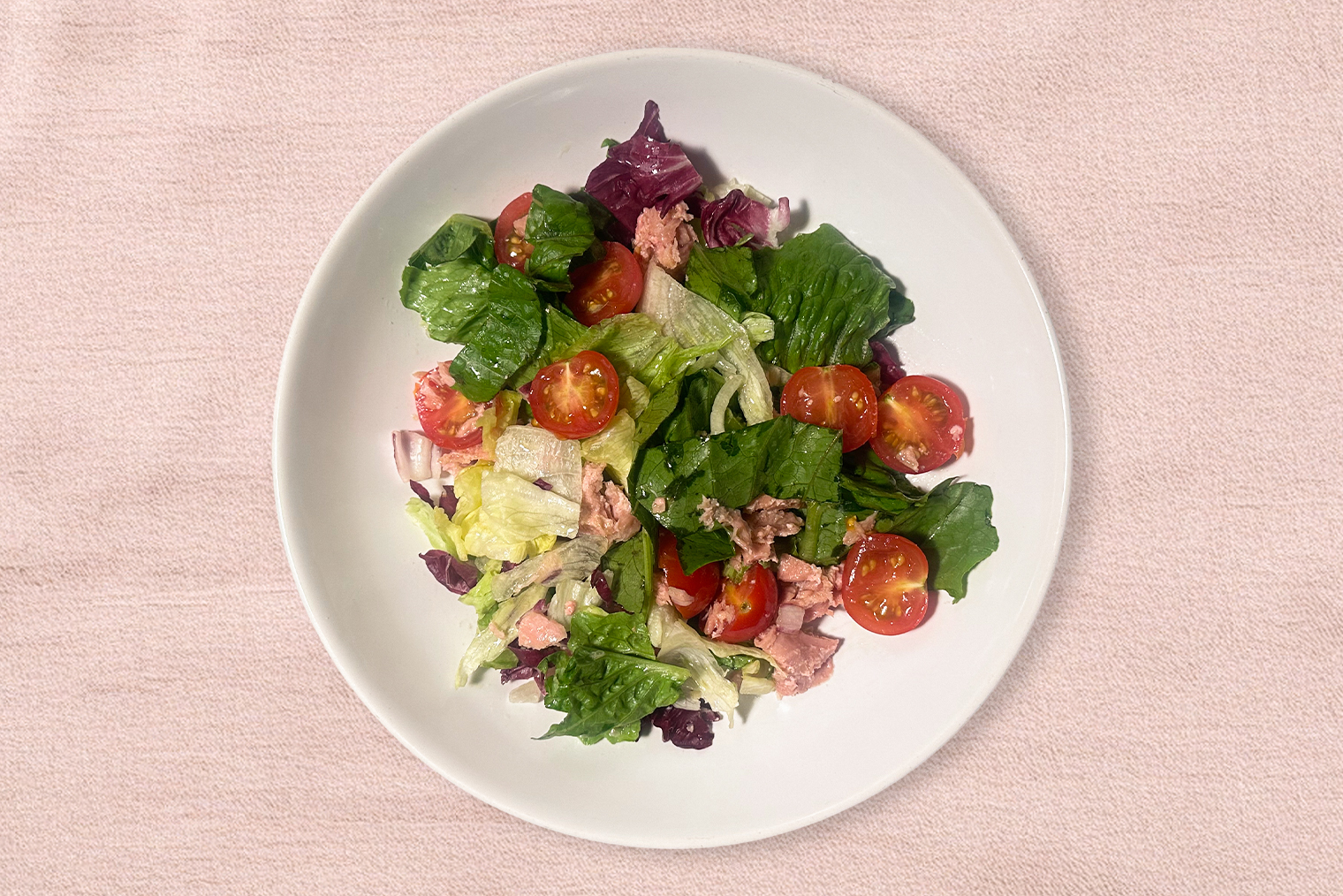 Вышел простой базовый салат. Вкусно, но без откровений