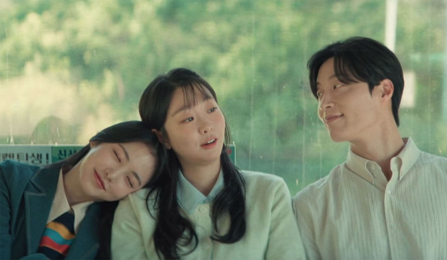 Сценаристка дорамы Ян Хи-сын также приложила руку к популярным сериалам «Фея тяжелой атлетики» и «Король старшей школы». Кадр: jTBC