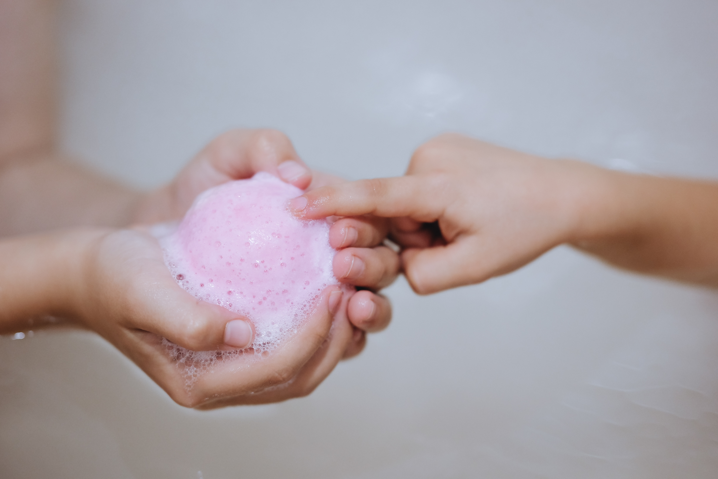 Есть даже компания, которая делает «натуральную косметику» прямо на заводе химических удобрений