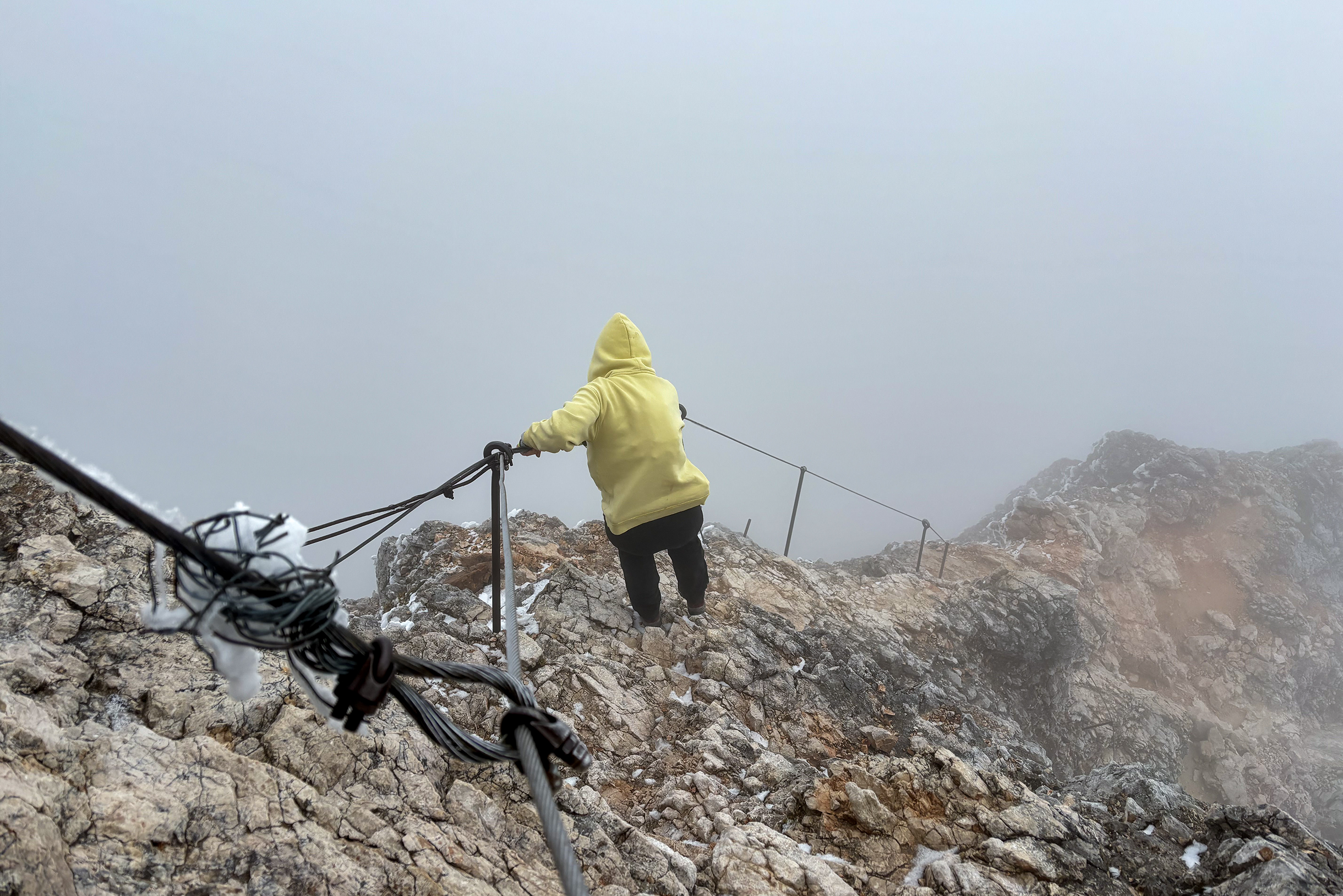 Спускались с вершины Триглава по «легкой» тропе: решили больше не рисковать