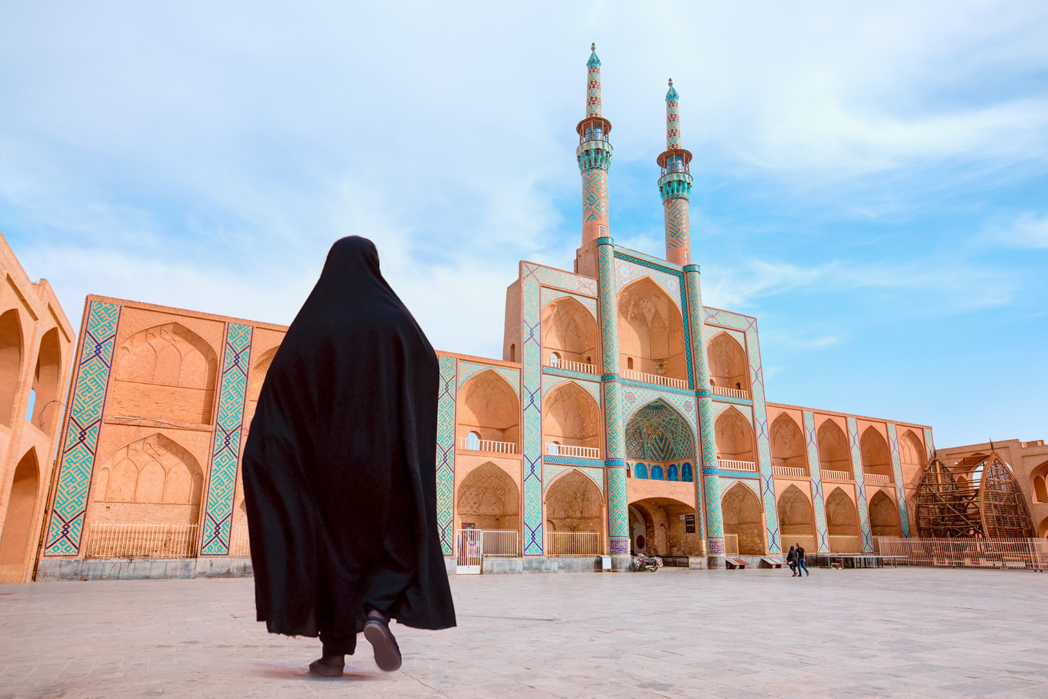 Пятничная мечеть с выдающимися минаретами. Фотография: muratart / Shutterstock / FOTODOM