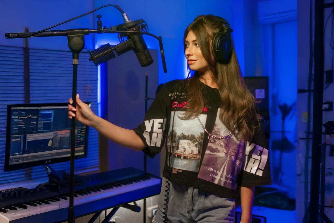 Первая запись в студии: 7 советов, как выбрать песню