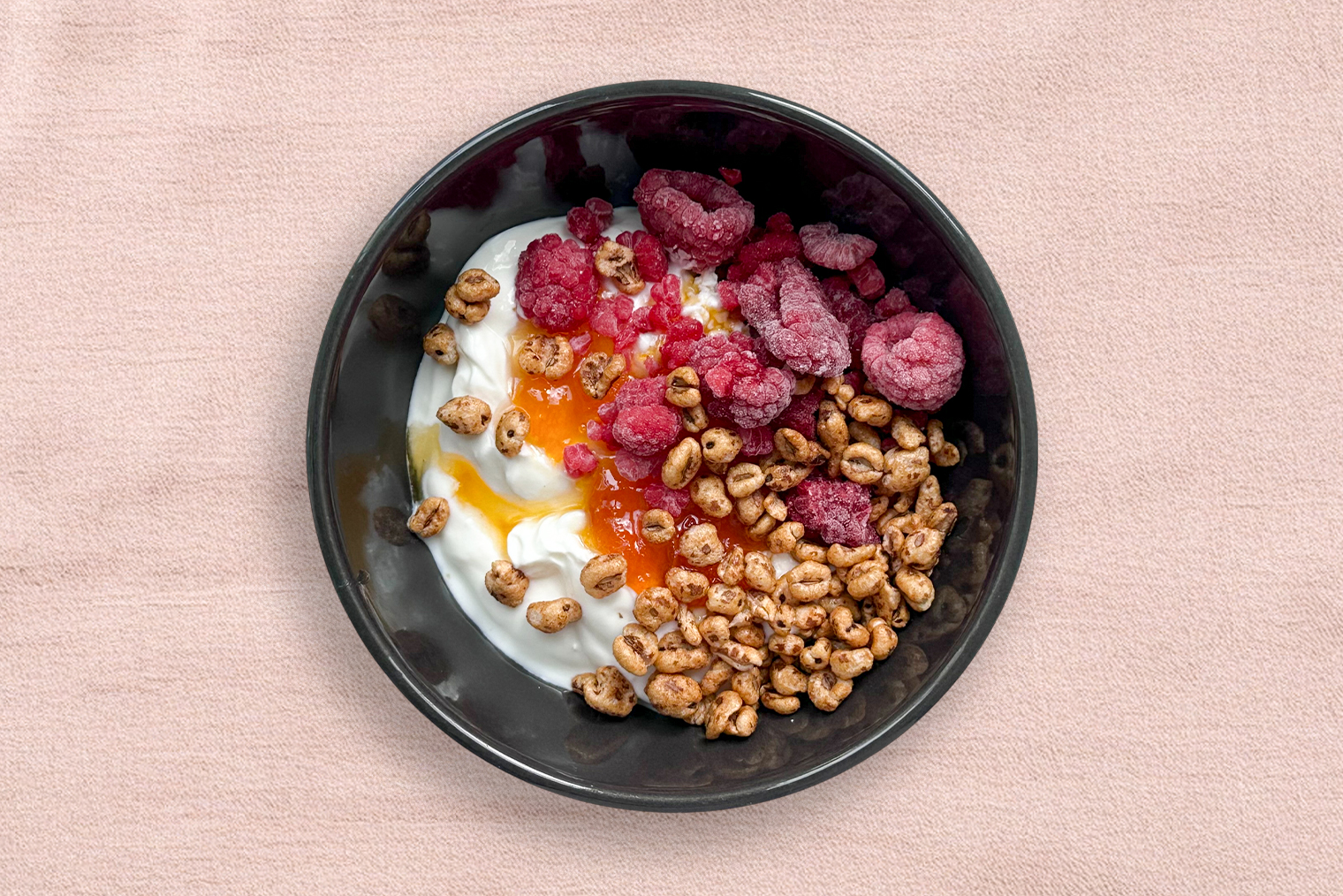 Завтрак вышел богатым на текстуры — люблю такое