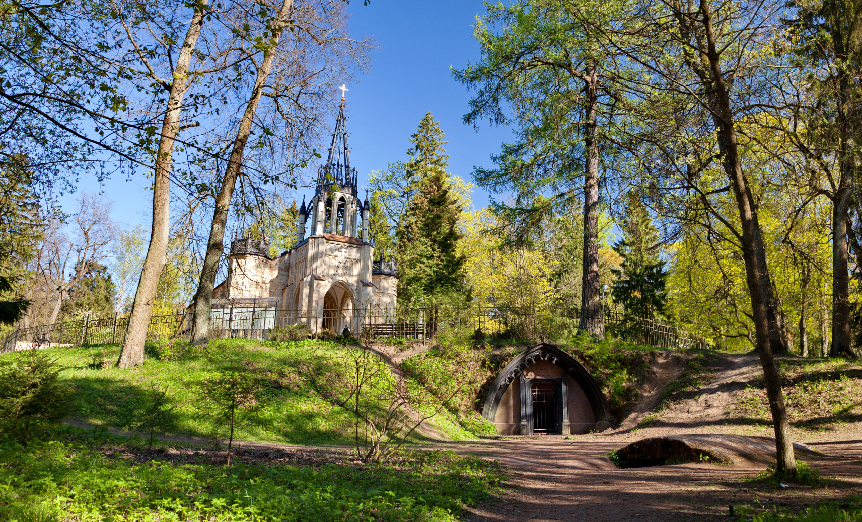 Шуваловский парк