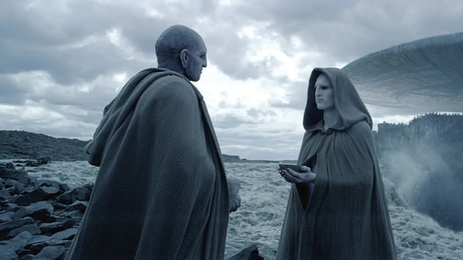 Инженер появляется еще в первом «Чужом». Именно его тело экипаж «Ностромо» находит в заброшенном корабле на планете LV-426. © 20th Century Fox